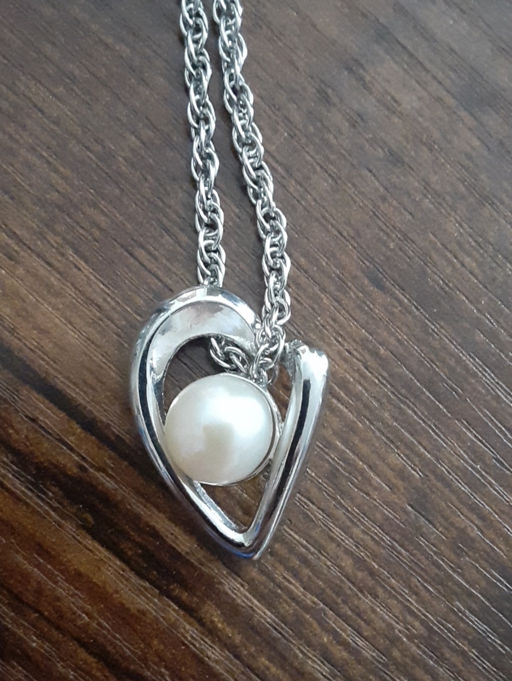 Silver Tone Heart Pendant Necklace with Pearl Bead